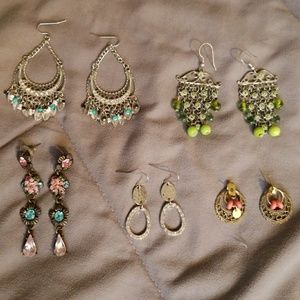Bundle of earings